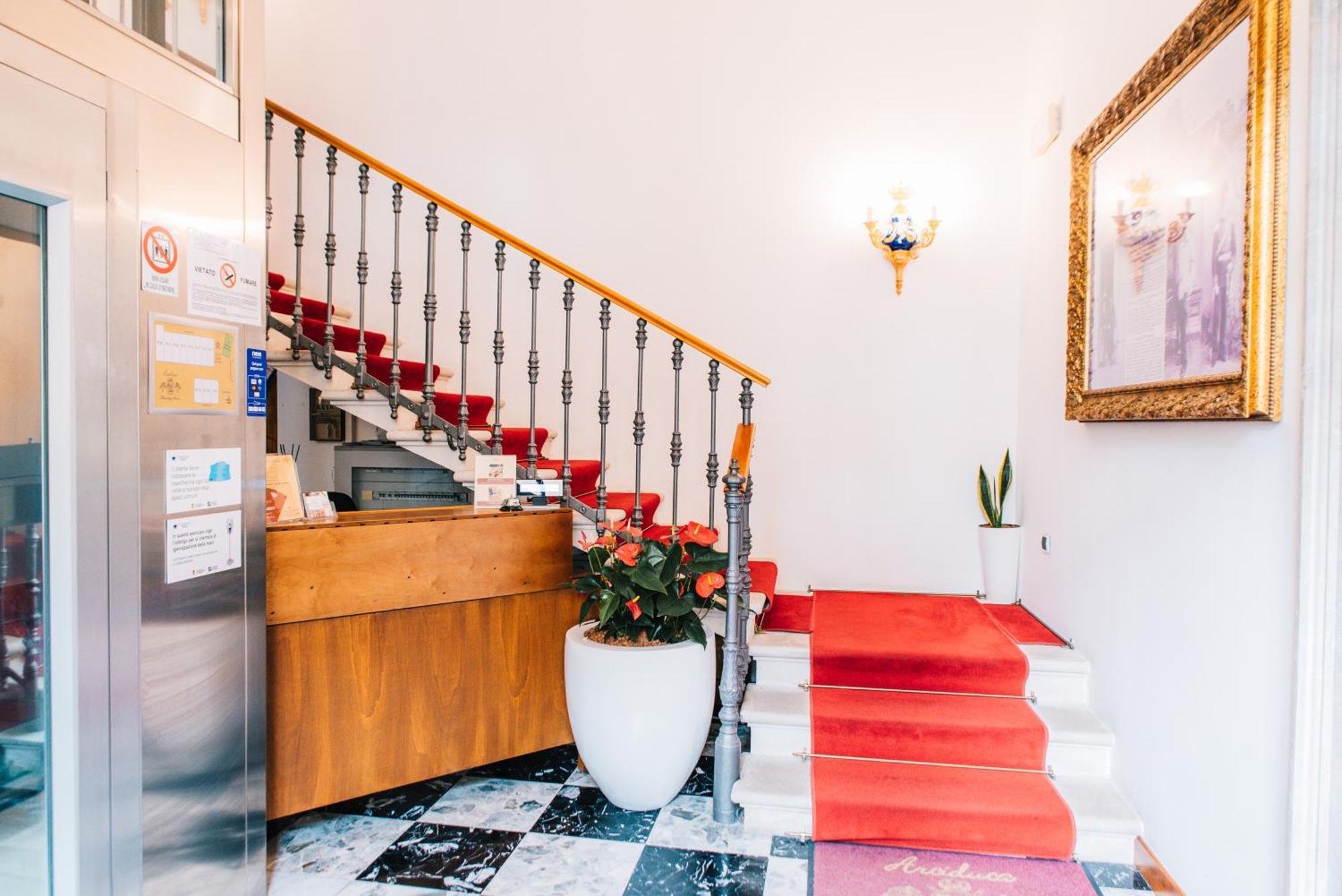 Arciduca Charming House Room & Breakfast Arco Exteriör bild