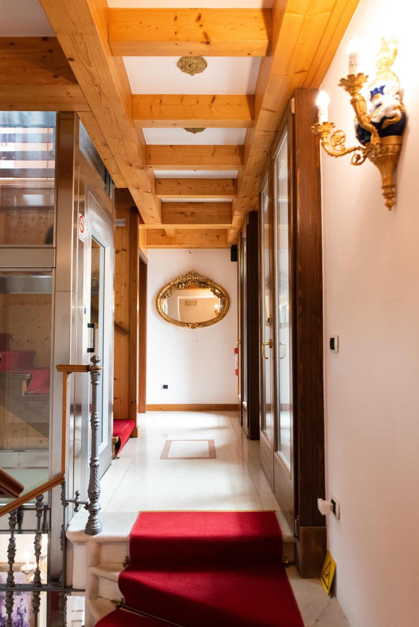 Arciduca Charming House Room & Breakfast Arco Exteriör bild