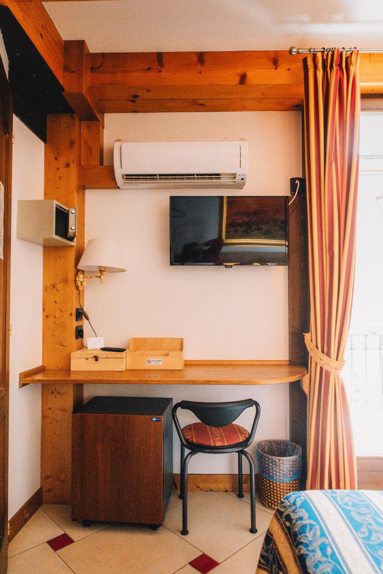 Arciduca Charming House Room & Breakfast Arco Exteriör bild