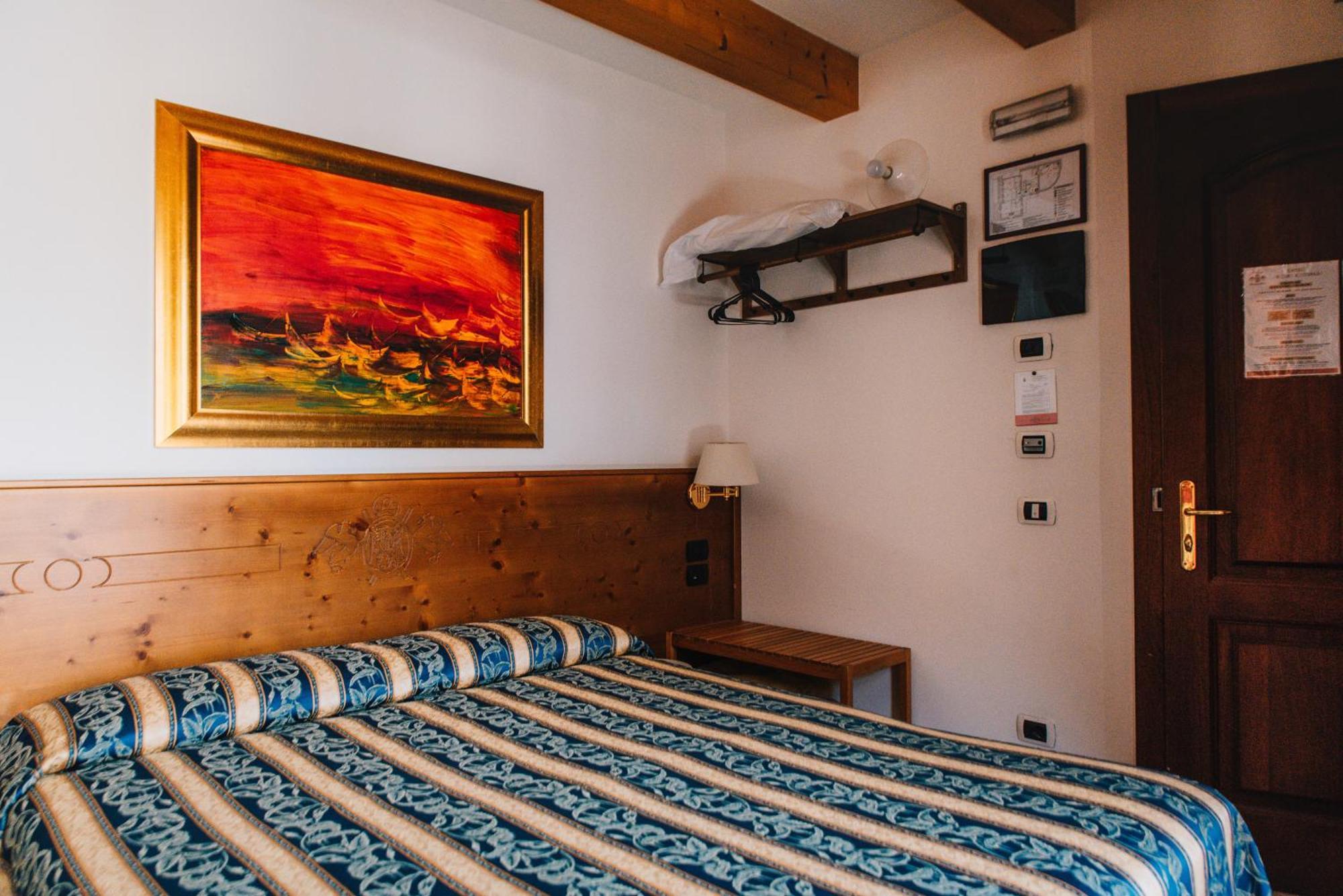 Arciduca Charming House Room & Breakfast Arco Exteriör bild